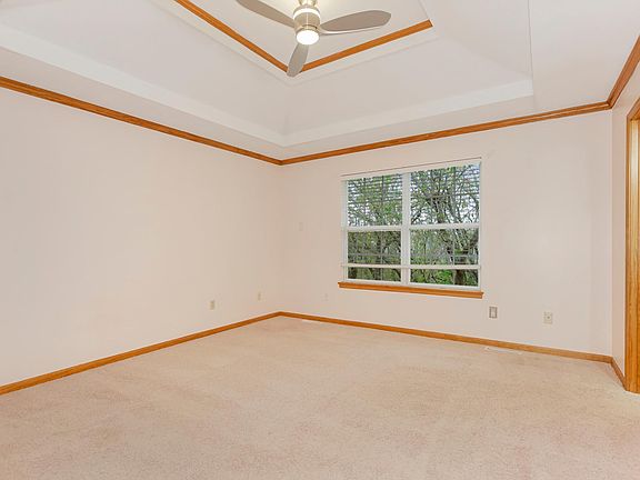 4th image of 5022 Pebble Cir