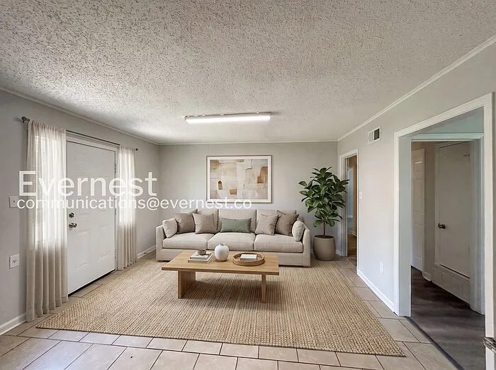 2372 Ashland Dr — Photo 6