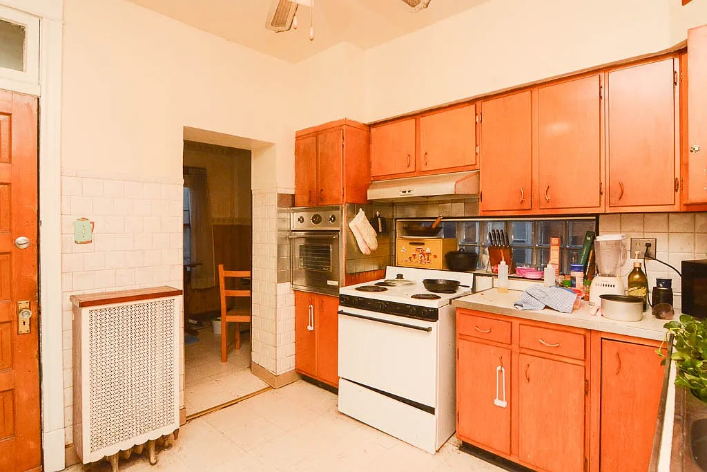Choice 2 Bed, 1 Bath at Damen + Grace (North Center) — Photo 2