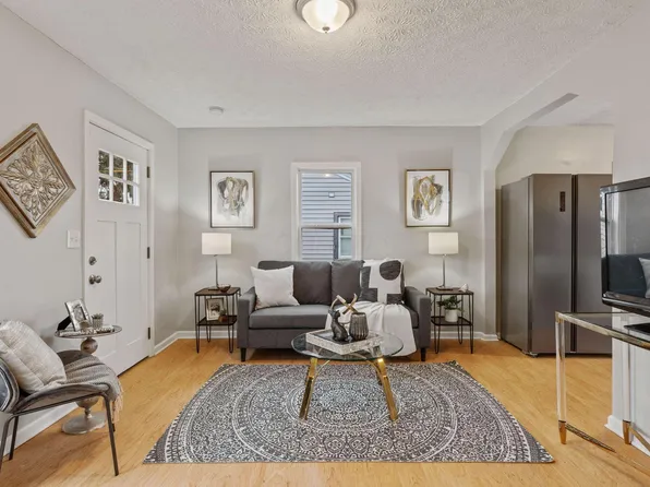 2462 Pontiac St, Columbus, OH 43211