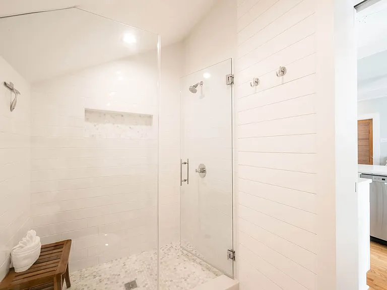 903 Southard St — Photo 10