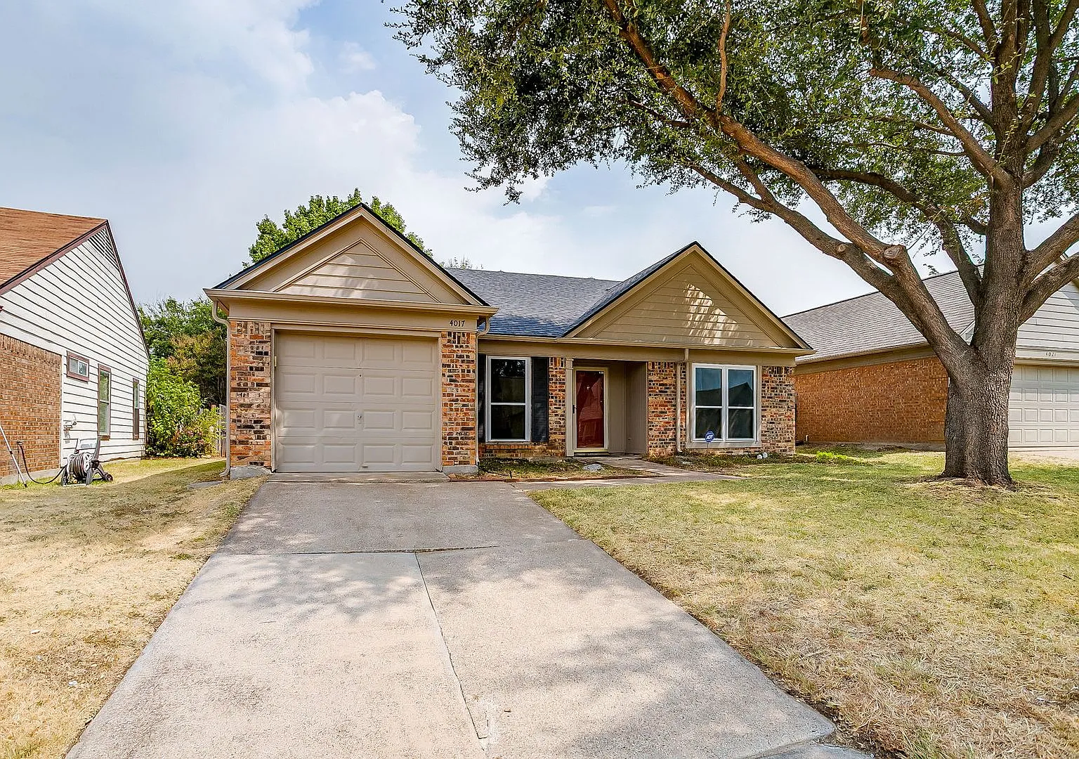 Amazing 3 Bedroom, 2 Bath Home in Keller ISD Ready for New Tenants-76137 — Photo 2