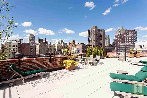 Sold by Halstead Real Estate | media 18