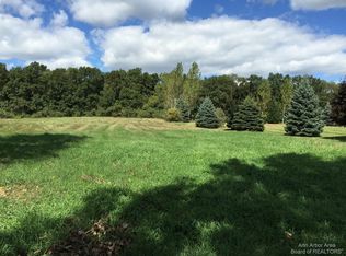 838 Joseph Ct, Chelsea, MI 48118