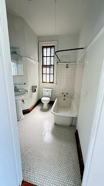 Studio, 550 sqft, $1,125 — Photo 3