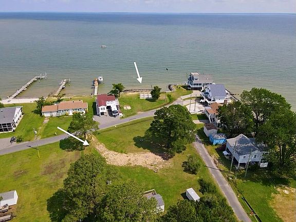 2nd image of 447 Judith Sound Rd