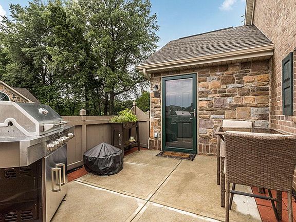 3rd image of 5810 Asherton Grove Dr