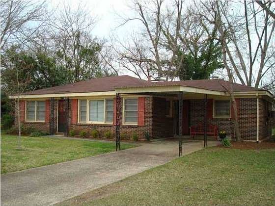 2nd image of 1127 Oates Rd
