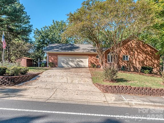 3rd image of 7301 Lee Rea Rd