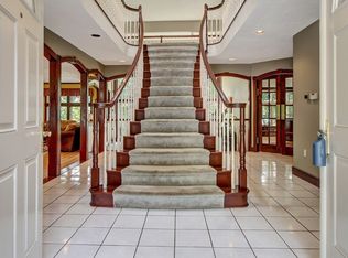 325 Netzley Dr, Denver, PA 17517