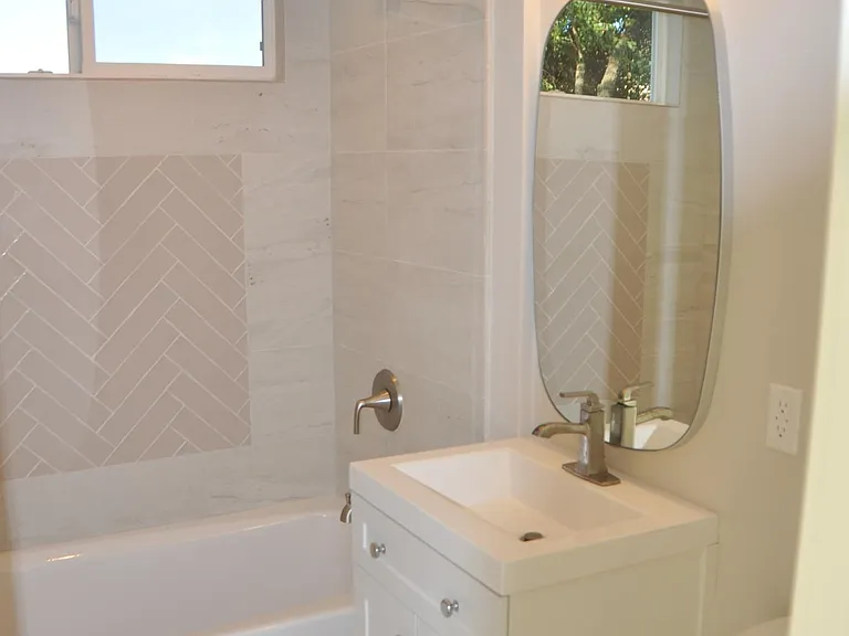 3078 Zell Dr — Photo 6