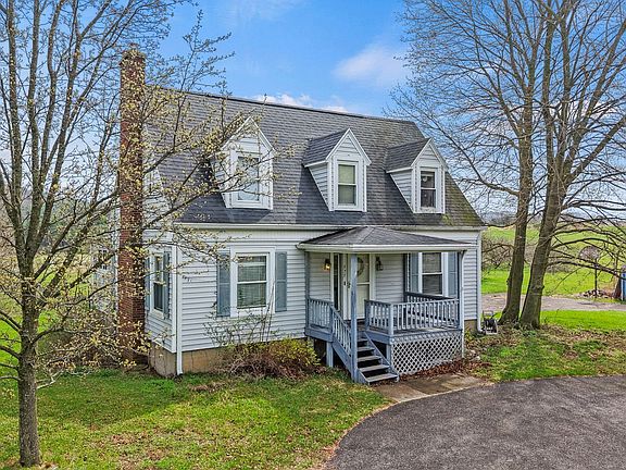 2nd image of 575 Ithaca Rd