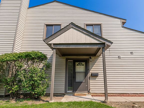 2nd image of 6380 Hathaway Ln #104