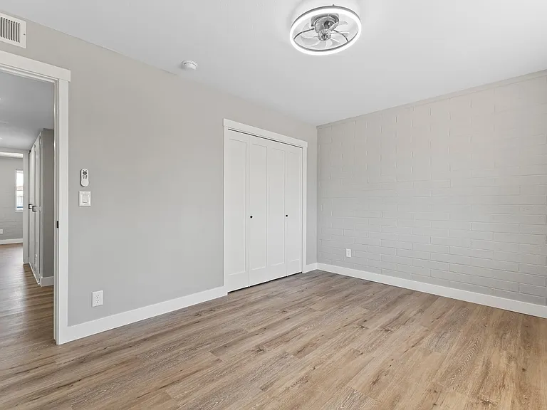 10423 W Monterosa Dr — Photo 26