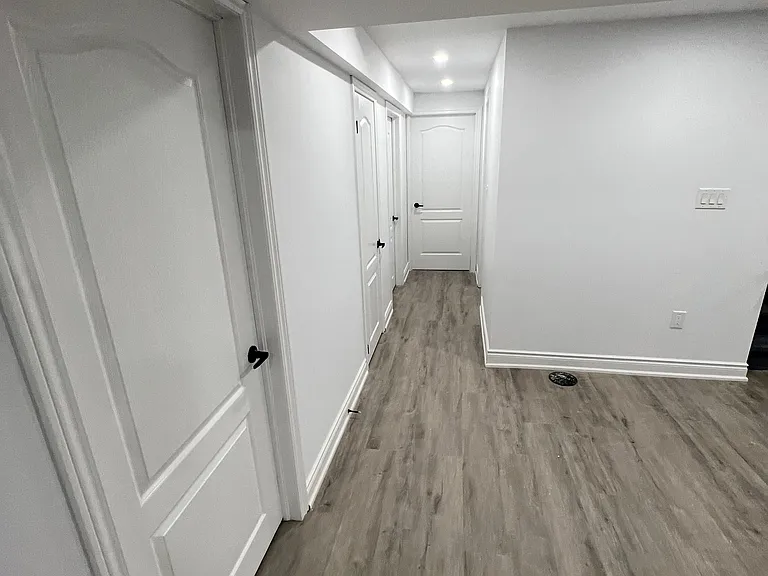 46 Starry Cres #BASEMENT — Photo 7