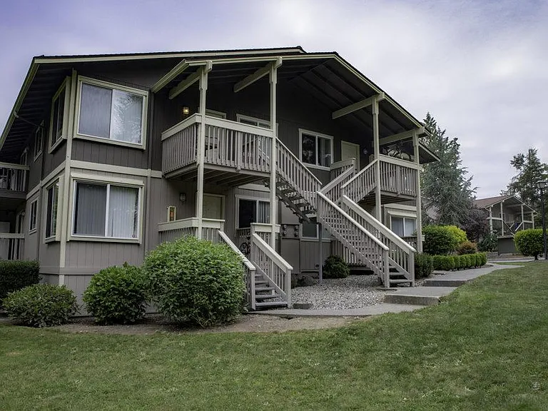 Abbey Lane — Photo 1