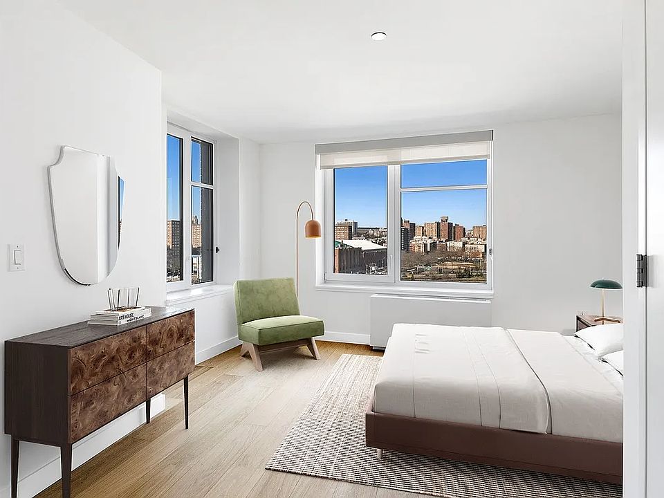 1st image of 445 Gerard Ave #W1017