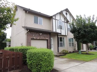 16783 NE Halsey St, Portland, OR 97230