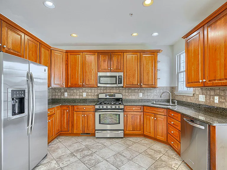 239 Anvil Way — Photo 11