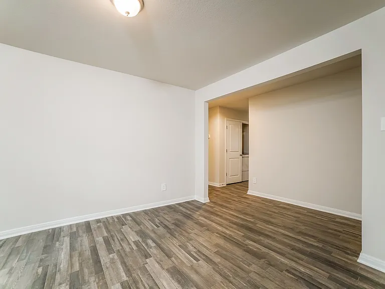 15661 Briar Forest Dr — Photo 2