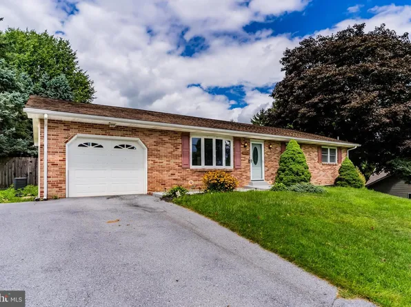 1257 Roush Rd, Hummelstown, PA 17036