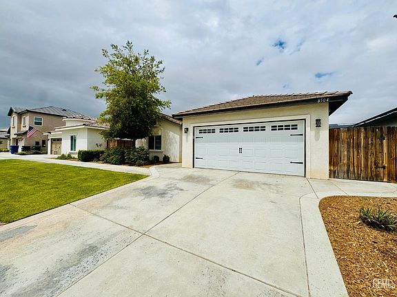3rd image of 8504 Kowa St
