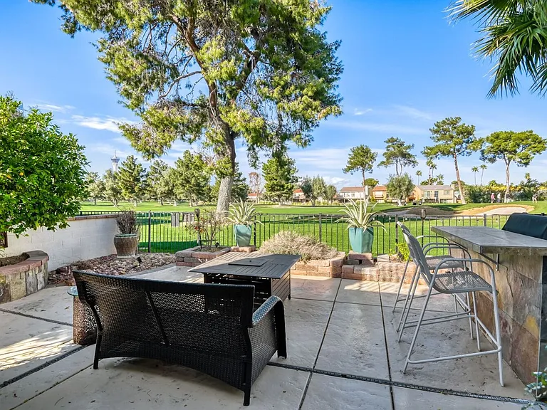 3151 Bel Air Dr — Photo 16