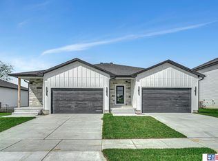 10215 S 33rd St, Roca, NE 68430