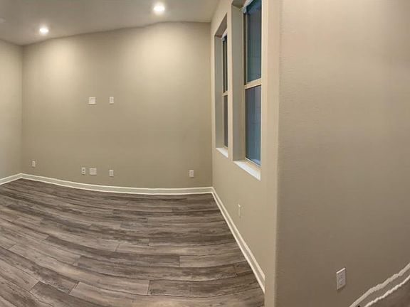 1st floor - foyer and office view