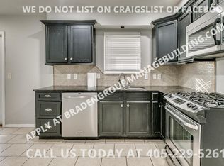 734 W 7th St, Edmond, OK 73003