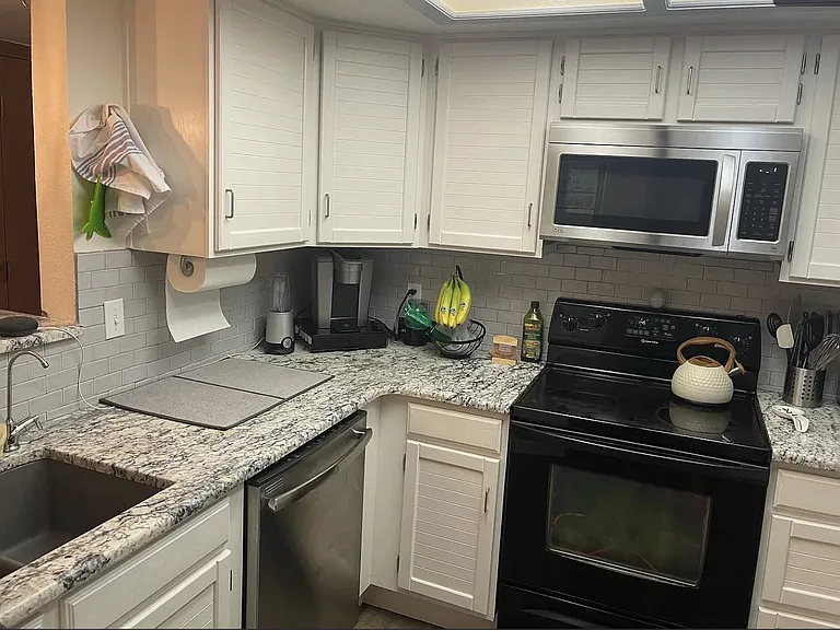 2800 Sundown Ln #307 — Photo 7