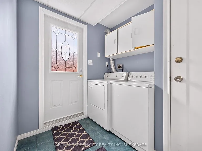 38 Cypress St #LOWER — Photo 3