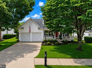 718 Invermere Dr NE, Leesburg, VA 20176