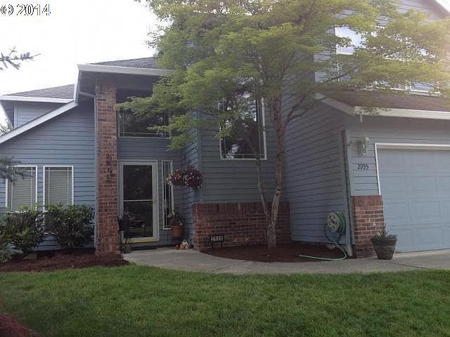 1st image of 2935 NE Aurora Dr