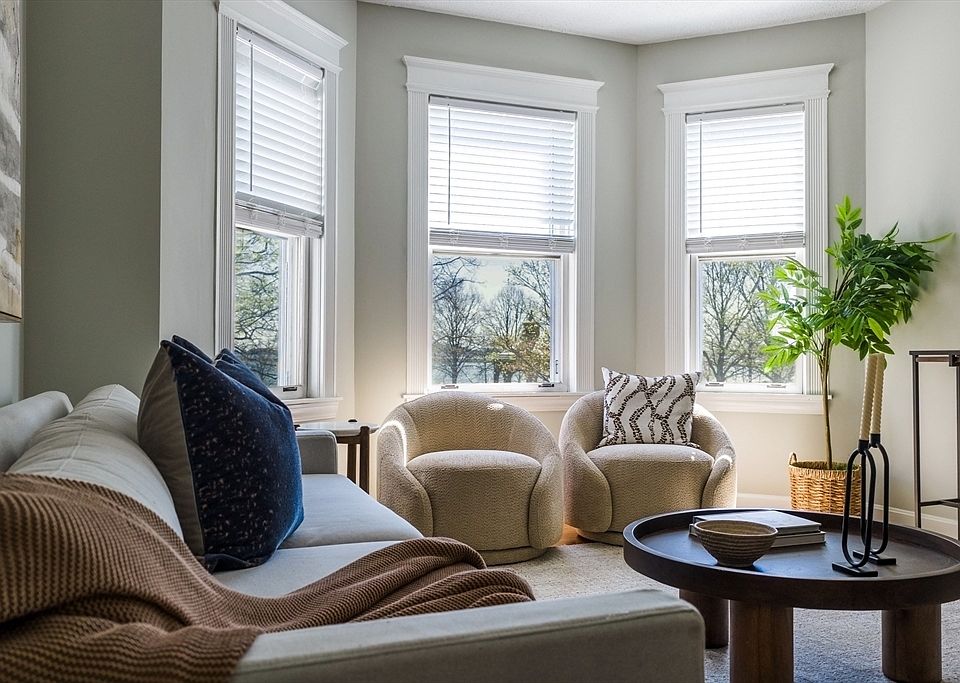 1st image of 83 Farragut Rd #1