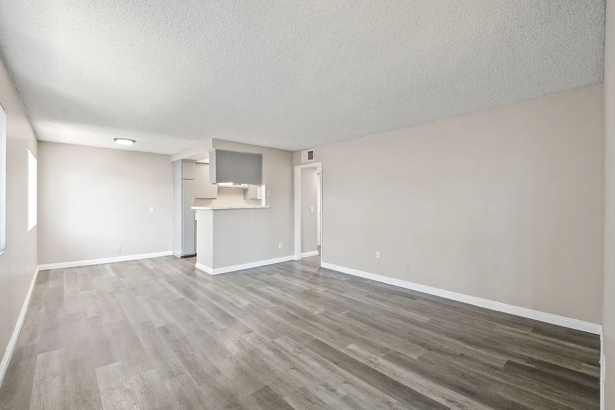 Building Photo - Mountain View Apartments