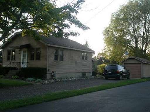 3rd image of 1019 Dahlia Ave
