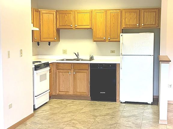3rd image of 801 N McLean Blvd APT 300
