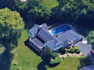 18470 Kamala Ct, Brookfield, WI 53045