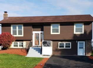 7610 W Moorefield Dr, Frankfort, IL 60423