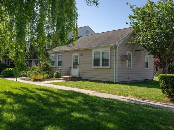 1000 9th Street #H-65, Greenport, NY 11944