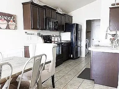 3 bed, 1616 sqft, $1,625 — Photo 3