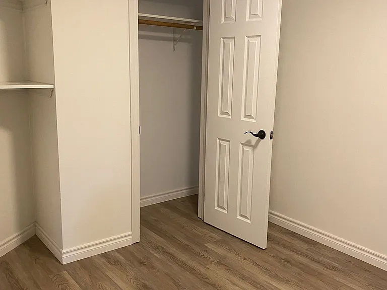 55 Collin Ct #BASEMENT — Photo 10