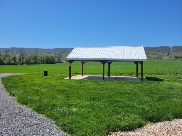 17283 Main St, Spring Run, PA 17262
