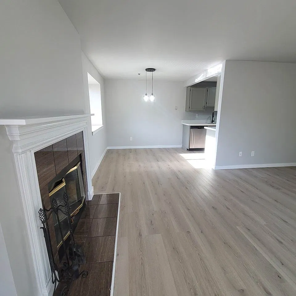 2 bed, 1200 sqft, $2,975 — Photo 3