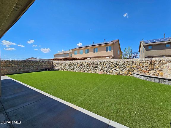 5th image of 13121 Cozy Cove Ave