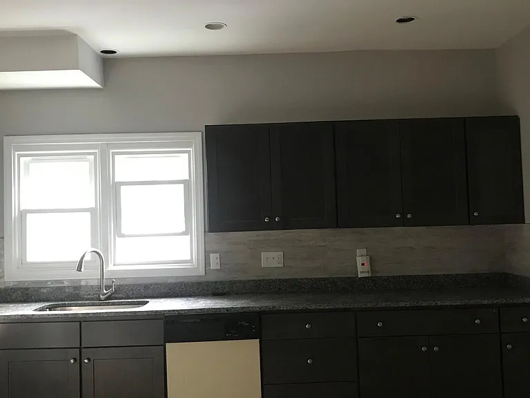 798 Orange St #2 — Photo 6
