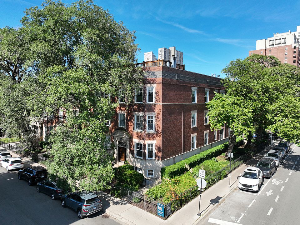 1st image of 3801 N Wilton Ave APT 1