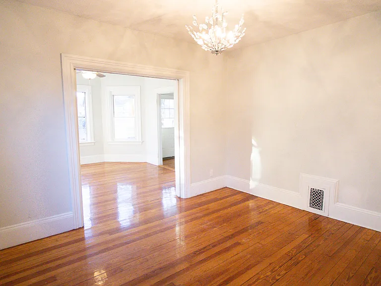 118 Jenkins St #2 — Photo 8