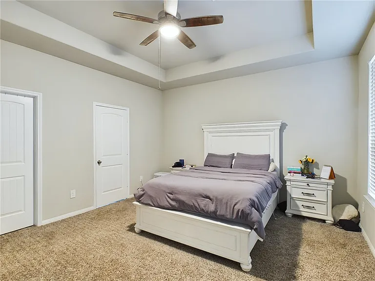 4701 Las Casitas Way — Photo 11